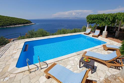 Unique Seaside Villa With Pool