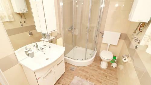 Seafront Apartment Marinka