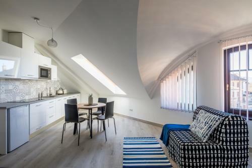 Staf�tah�z Apartmanok