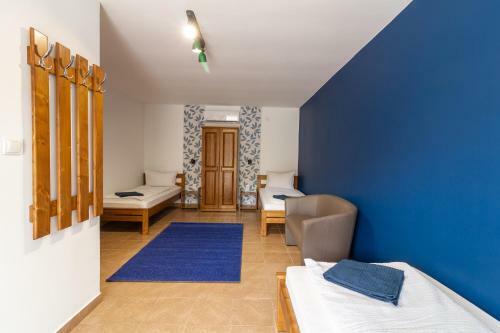 Hostal Airport K�roly Centr�l