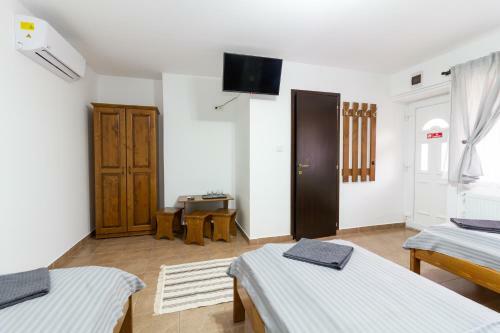 Hostal Airport K�roly Centr�l