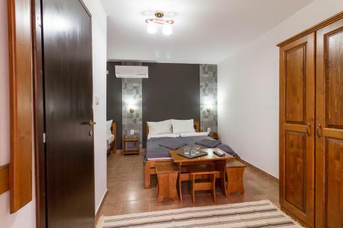 Hostal Airport K�roly Centr�l