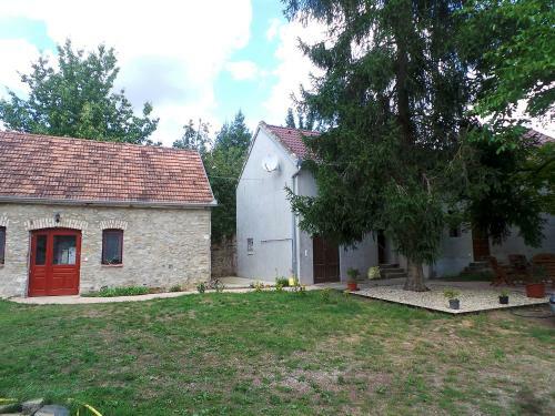 Villa Fekete Kutya Vend�gh�z