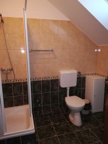 Anik� Apartman