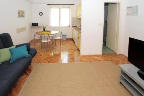 Apartments By The Sea Trogir - 11895