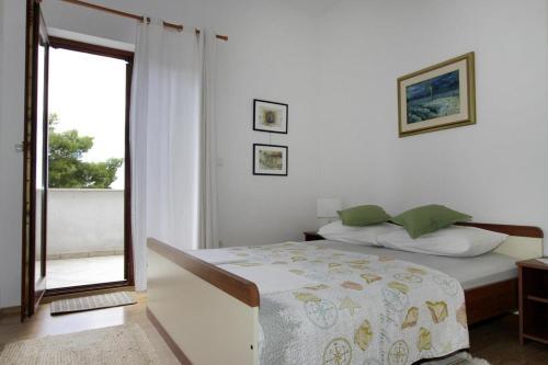 Apartments By The Sea Trogir - 11895