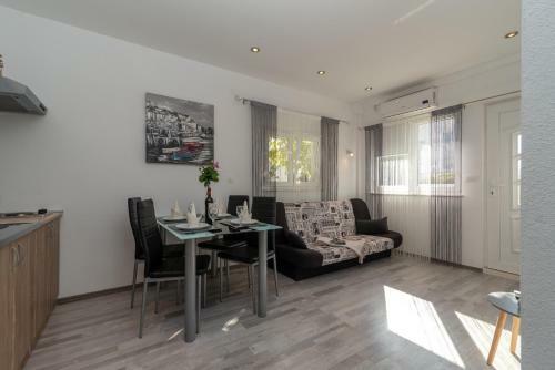 Apartments Bruna Trogir