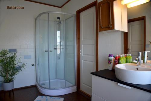 Lodge The Manor House In Hamn�y