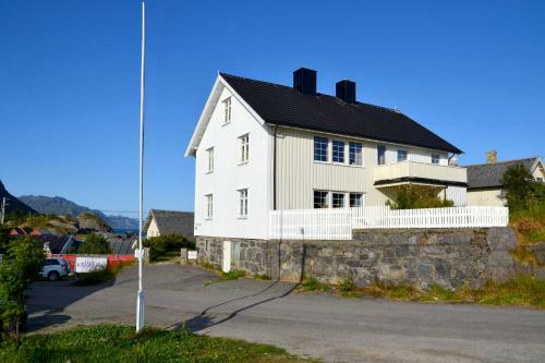 Lodge The Manor House In Hamn�y
