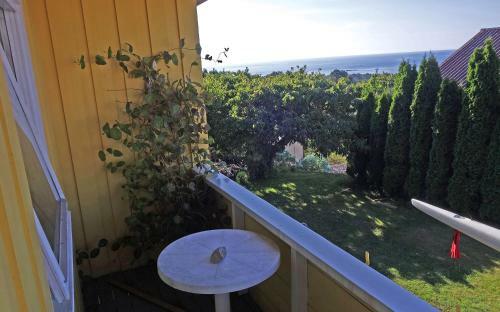 Ris�r Bed & Breakfast, Randvik Strand