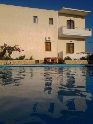 Aparthotel Karmi Apartments