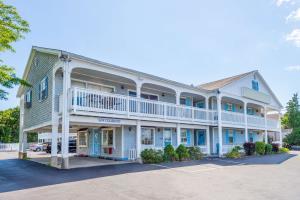 Hotel Travelodge Cape Cod Area