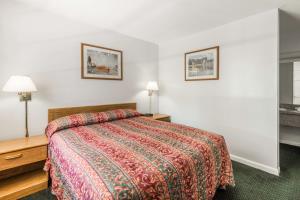 Hotel Travelodge Cape Cod Area