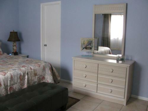 Hotel Queens Gate Resort