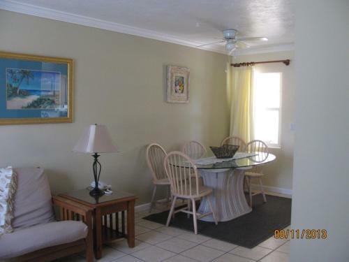 Hotel Queens Gate Resort