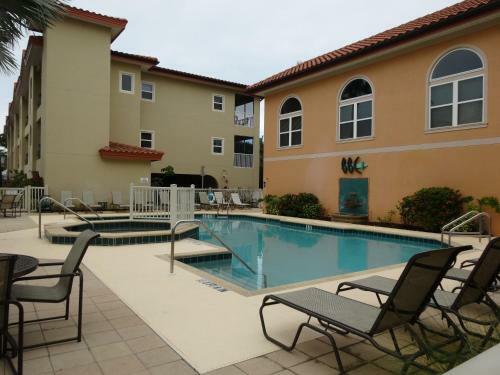 Hotel Queens Gate Resort