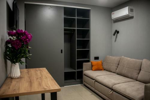 ??????????? 1605/1 ? ?? Grand Family Apartments