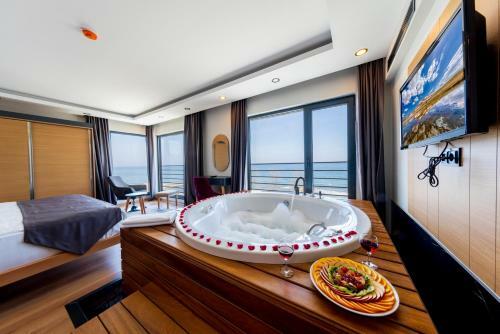 ?ehrar Suite Hotel
