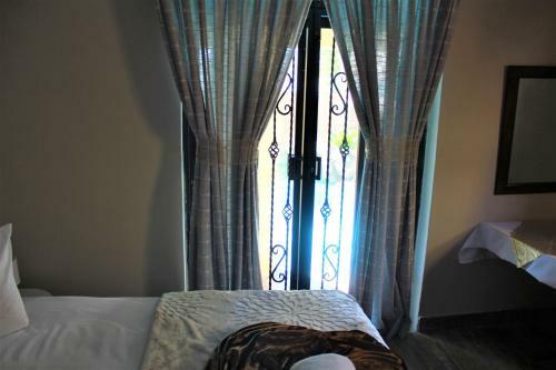 Hostal Little Paradise Venue And Guesthouse