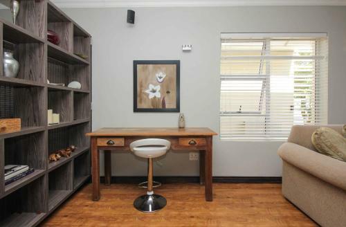 Apartment On Constance Road