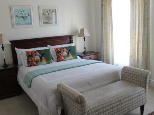 Hostal Ashbourne Manor