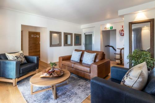 Hostal Oceans Guest House & Luxurious Apartments