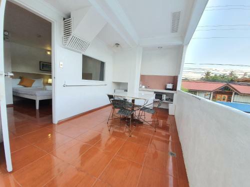 Aparthotel House Of Big Brother Palawan