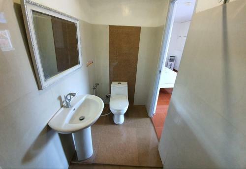 Aparthotel House Of Big Brother Palawan