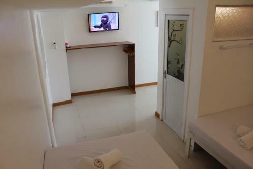 Aparthotel House Of Big Brother Palawan