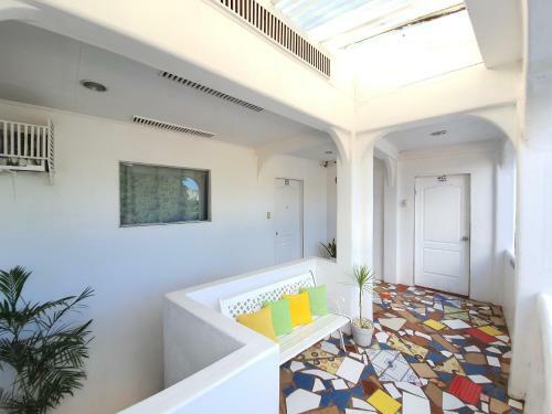 Aparthotel House Of Big Brother Palawan