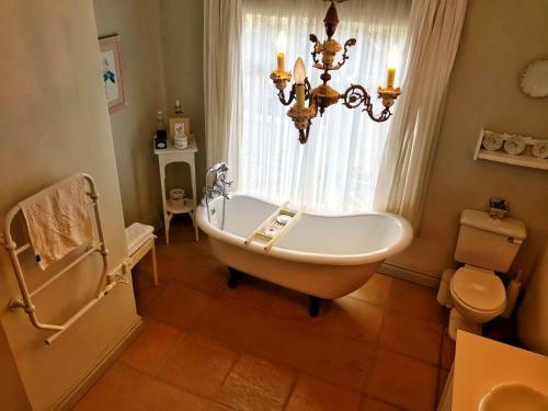 Rose Cottage @ Gods' Haven Eco Estate