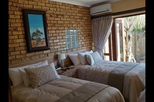Hostal Twins Guest House