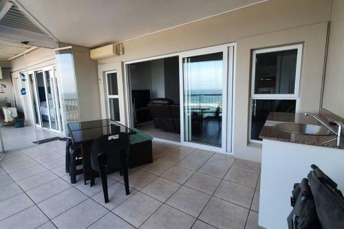 Umdloti Beachfront Apartment