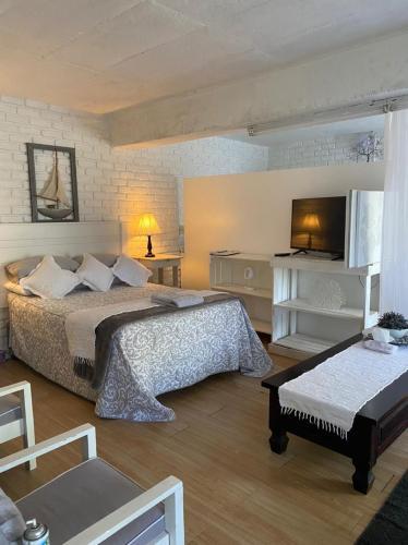 Bed & Breakfast White River B & B