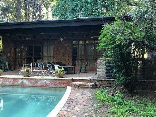 Thepoolhousevenue