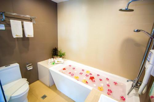 Aziza Paradise Hotel