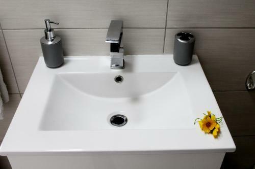 Hostal Midrand Bed And Breakfast
