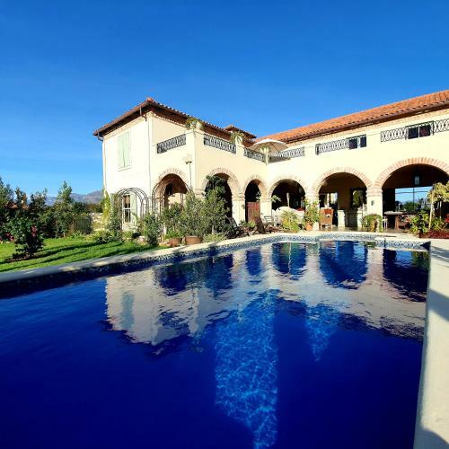 Sandmartins Private Secure Villa