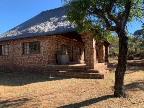 Lodge Moletani Game Ranch