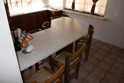 Lodge Moletani Game Ranch