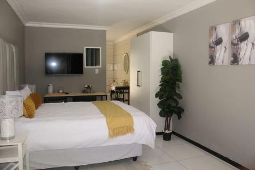 Hostal The King's Court Guest Manor