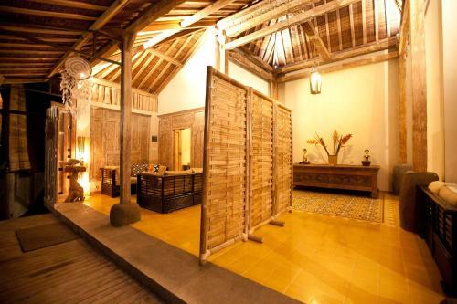 Lodge Umah Tis Sebatu