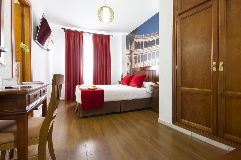 Hotel El Tajo (.)