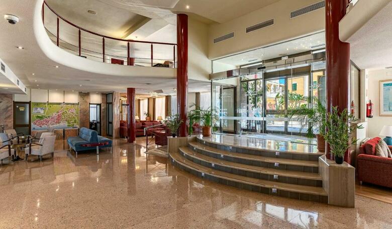 Hotel Perla Marina