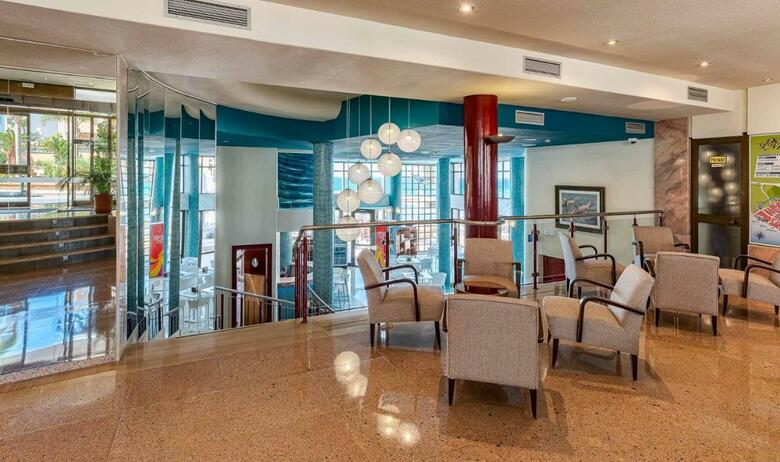 Hotel Perla Marina