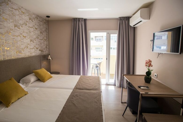 Hotel Marbella Inn