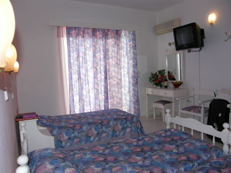 Pefkos Garden Hotel