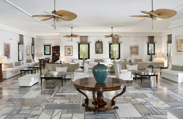 Hotel Yria