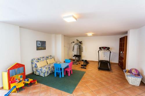Aeolos Villa