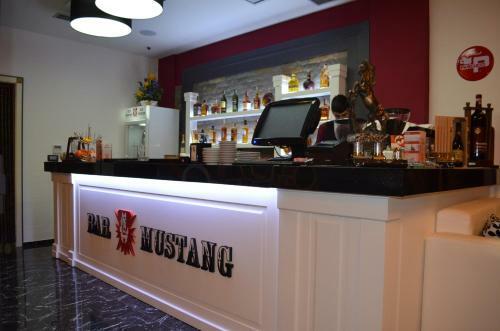 Mustang Hotel